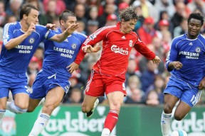 张伟丽感谢团队称从不靠一人赢球，张伟丽的比赛现场